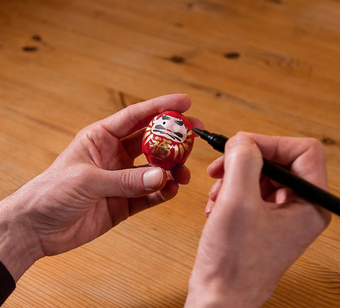 PETIT DARUMA ROUGE